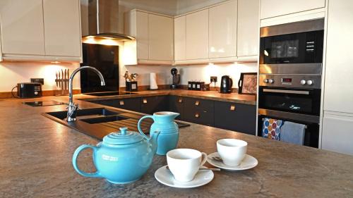 Dartmouth Apartment | Merchants Rest