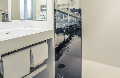 Cergy Hotel | Mercure Cergy Pontoise Centre