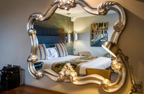 Two Mile Ash Hotel | Mercure Milton Keynes