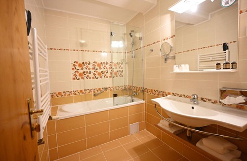 Sighisoara Hotel | Mercure Sighisoara Binderbubi - Hotel & Spa