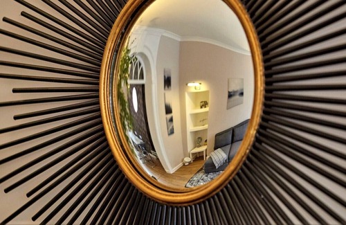 Bristol Villa | Meredith Way 2 Bedrooms Apartment