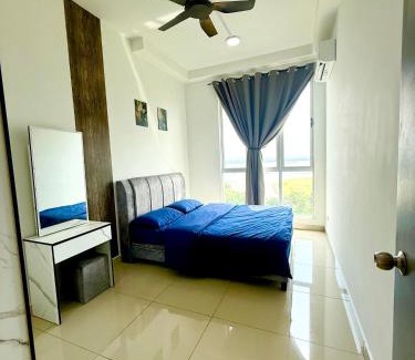 Masai Apartment | Meridin Bayvue Sea View Homestay by JP
