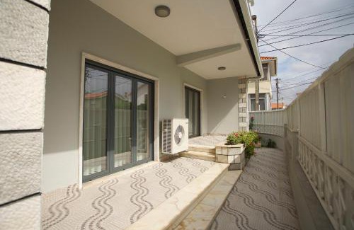 Parede Villa | Meriteluna Beach