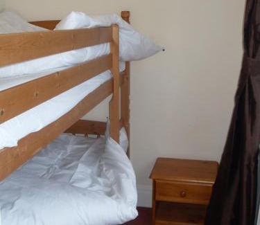 Saundersfoot Hotel | Merlewood Hotel