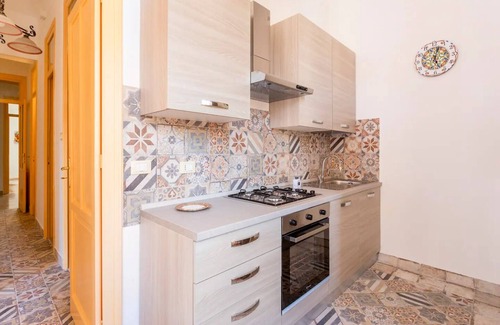 Corso dei Mille - Sant'Erasmo Bed & Breakfast | Merlo House - Inside the historical center