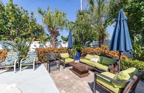 New Smyrna Beach House | Mermaid's Playground