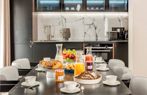 Strasbourg -Saint-Denis Apartment | Merveil - Luxury Suite -Marais - Bvd Saint Denis