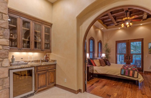 Las Sendas House | Mesa LUX + Views: King Beds, TVs & Private BAs All BRs; Pvt POOL/Spa, Putting Green, Roof Deck