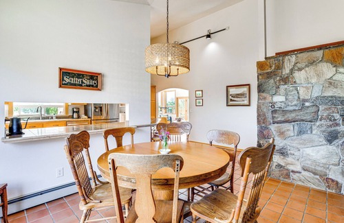 Palisade Cottage | 'mesa View House' w/Hot Tub: Walk to Winery!