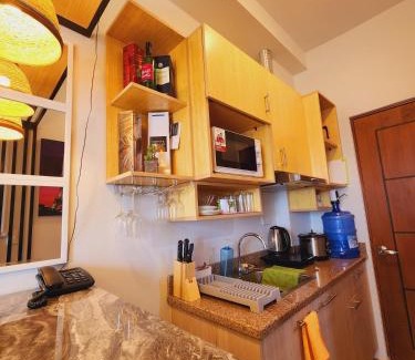 Poblacion District Apartment | MesaCondo Studio with Balcony