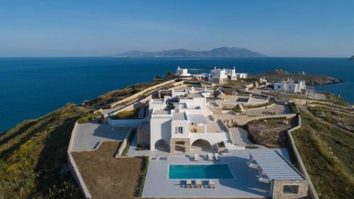 Agios Ioannis Villa | Mesmerizing 5bed Villa with Pool in Kanalia