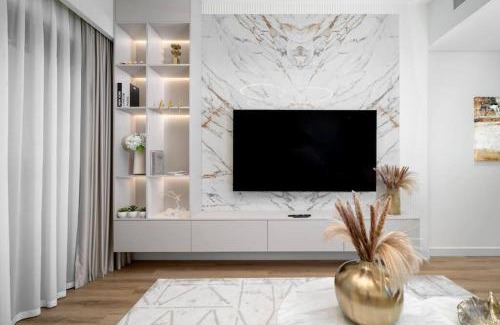 Downtown Dubai Apartment | Mesmerizing view of Burj Khalifa