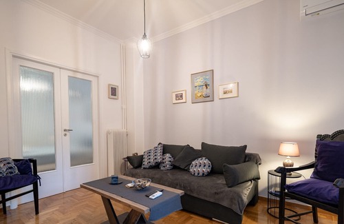 Omonia Apartment | Metaxourgeio metro st. 2 bedrms 4 pers. apartment.