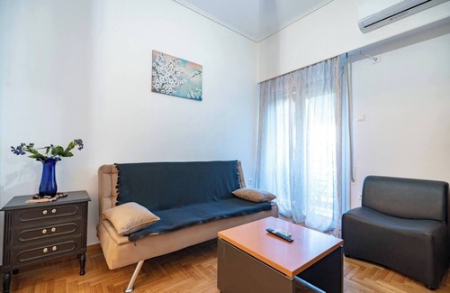 Kerameikos Apartment | Metaxourgio 3 persons apartment by MPS