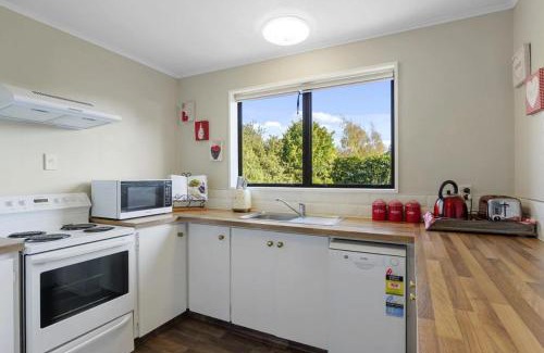 Methven House | Methven central 3 bedroom house- Colcord