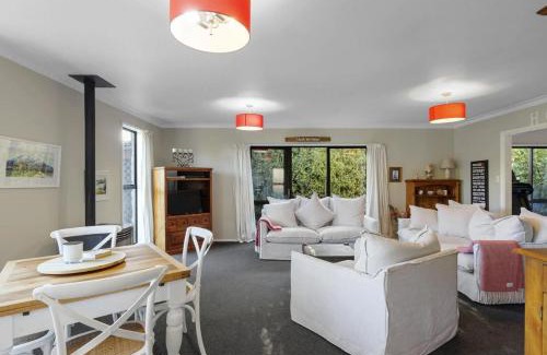 Methven House | Methven central 3 bedroom house- Colcord