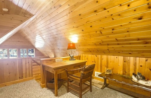 Camp Sherman Cabin | Metolius River Resort Cabin 4 - Luxurious cabin on the Metolius River w/