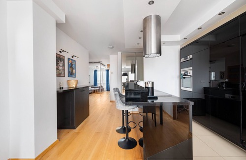 Ursynow Apartment | Metro Ursynów Modern Apartment