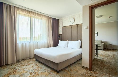 Borek Fałecki Zachod Hotel | Metropolo by Golden Tulip Krakow
