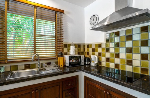 Ban Saiyuan Villa | Meursault Rawai private pool villa 1BR