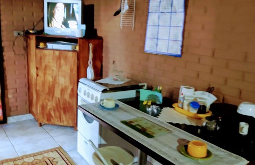 Mairipora Ski Chalet | Mezzanine space! barbecue, pizza oven, wood-burning stove, swimming pool.