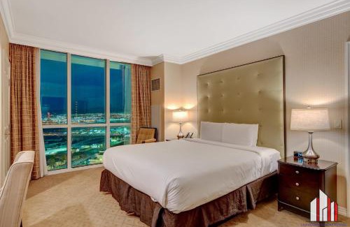 Las Vegas House | MGM Signature-28-820 1Br 2Ba F1 Pits View Balcony