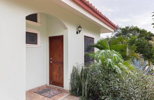 Playa Colorado House | Mi Casa Soñada (Studio)