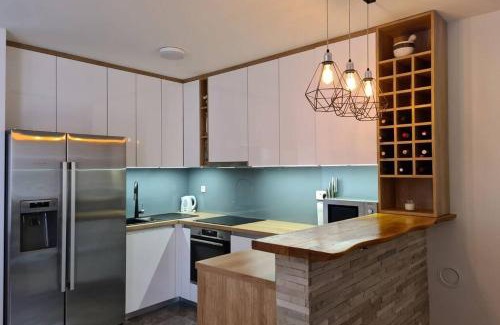 Istok Apartment | Mia