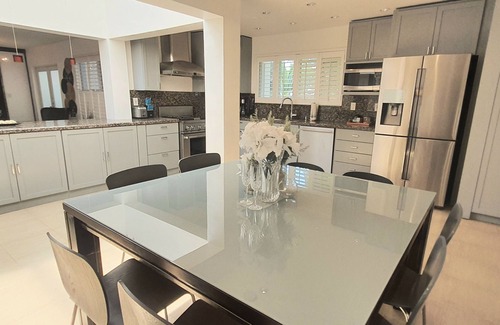 Buena Vista House | Miami Design District Diggs