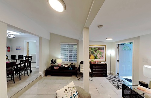 Little Haiti House | Miami Townhouse with Patio Gazebo