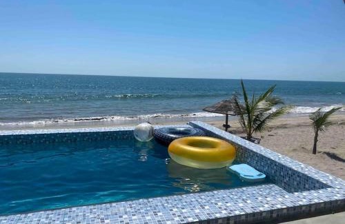 Punta Sal House | MIAZ Casa de Playa en Canoas de Punta Sal