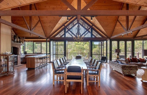 Eagle Bay House | Mibremilla I Private Properties