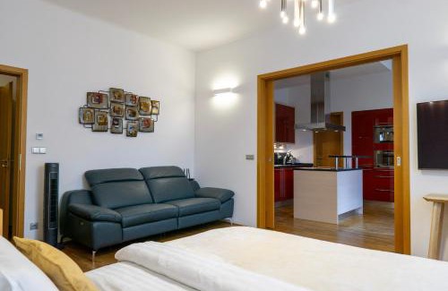 Stare Mesto Apartment | Michalská Residence by Old Town Square