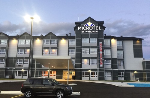 Timiskaming District Hotel | Microtel Inn & Suites by Wyndham Kirkland Lake
