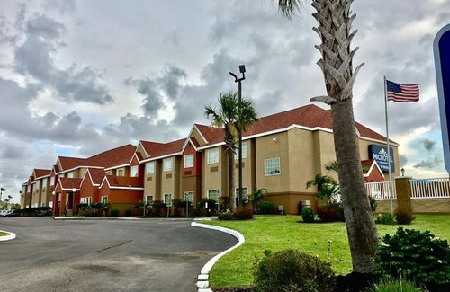 Aransas Pass Hotel | Microtel Inn & Suites by Wyndham Corpus Christi/Aransas Pass