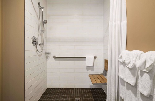 Blackfalds Hotel | Microtel Inn & Suites by Wyndham Blackfalds Red Deer North