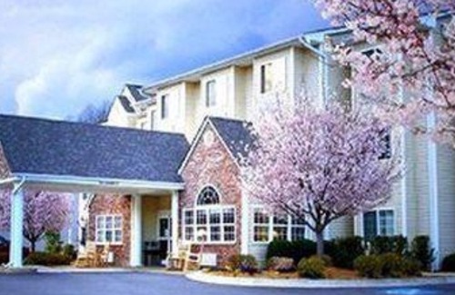 Cherokee Hotel | Microtel Inn & Suites by Wyndham Cherokee