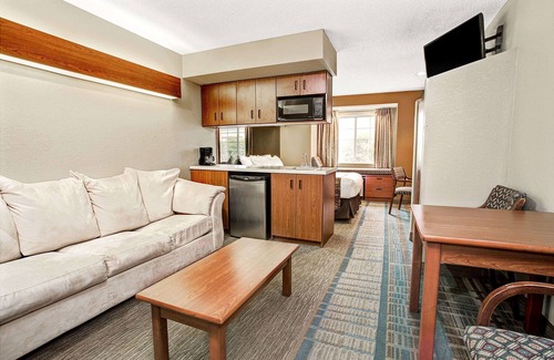 Mason Hotel | Microtel Inn & Suites by Wyndham Mason/Kings Island
