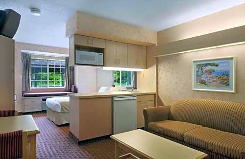 Baldwinsville Hotel | Microtel Inn & Suites by Wyndham Syracuse Baldwinsville