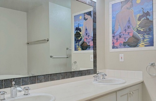 South Addition House | Mid-Century Gem by Local Artist. Heart of Downtown Location!