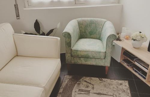 Cantu Apartment | Mid Mod