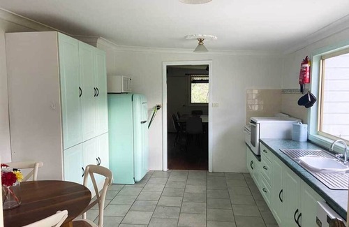 Moparrabah Cottage | Mid North Coast Macleay Valley Mountain Views - Pet Friendly Cottage