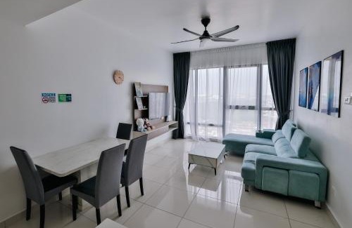 Central District Apartment | Mid Valley Southkey Mosaic 2BR with wifi 5-7pax