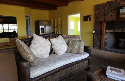 Desert Hot Springs Cottage | Midcentury homestead with stunning views between Palms Springs and Joshua Tree
