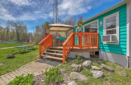 Put-in-Bay Villa | Middle Bass Resort Villa with Grill and Deck!