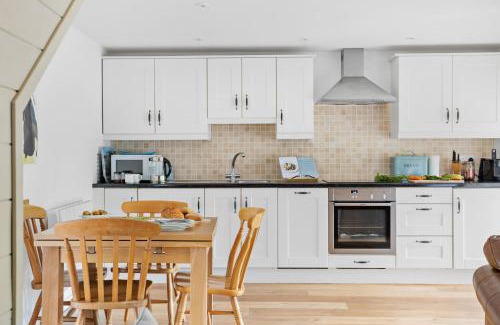 Tuckenhay House | Middle Cottage - Tranquil cottage ideal for walkers