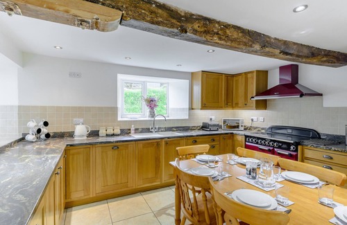 Shelve House | MIDDLE FARM, family friendly, with open fire in Bishop's Castle