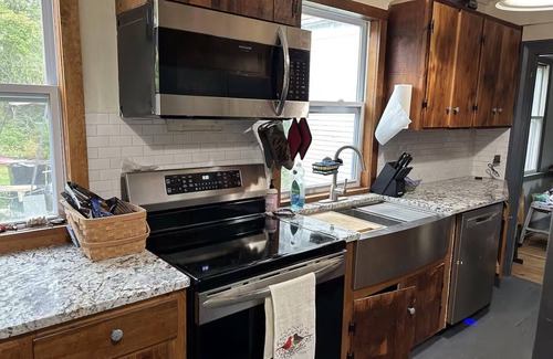 Stockton Springs House | Middle of Everywhere - 4 BR Waterfront!