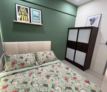 Gelugor Apartment | Middle Room Only in Bayan Lepas Shared Bathroom