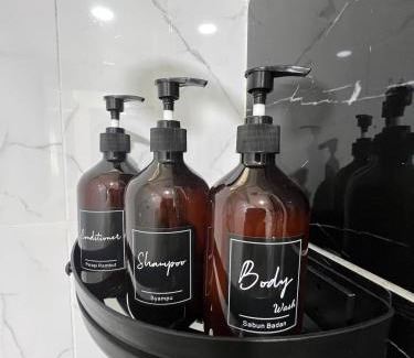 Gelugor Apartment | Middle Room Only in Bayan Lepas Shared Bathroom